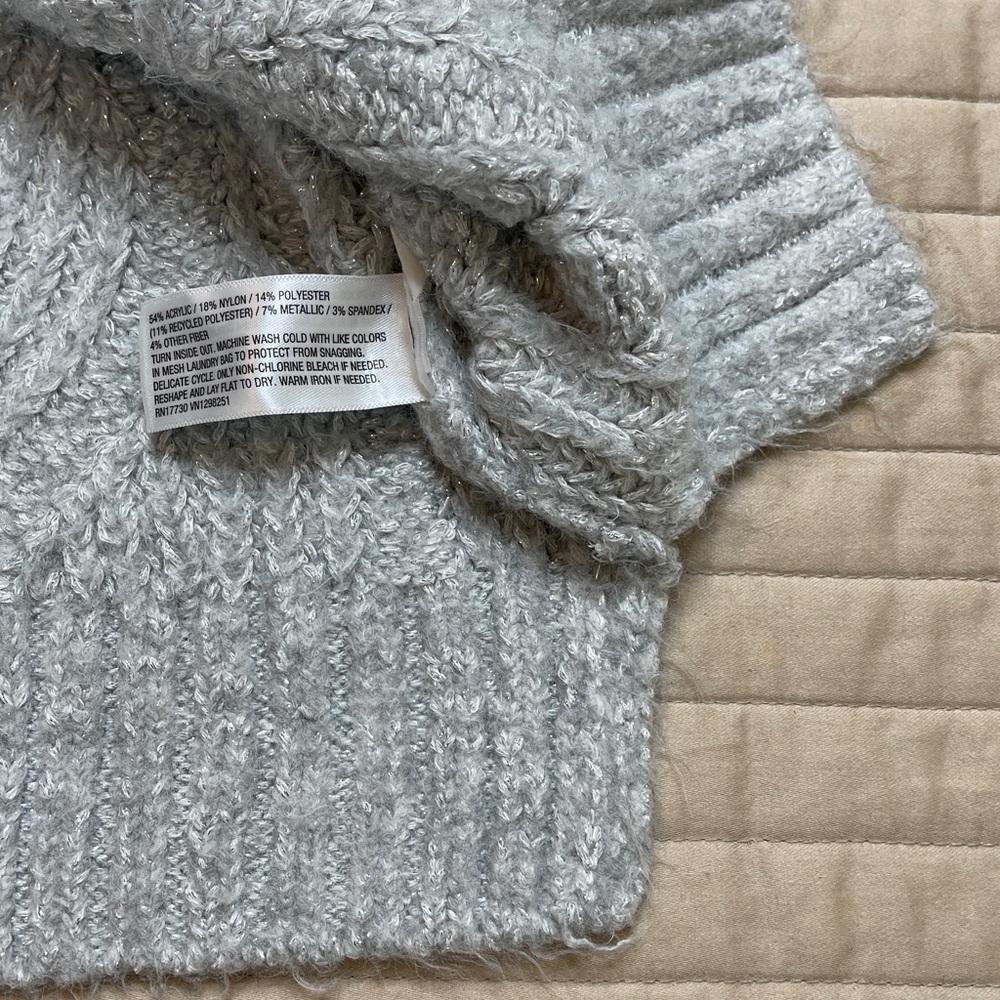 UNIVERSAL THREAD WOMEN’S SMALL Light Gray METALLI… - image 4